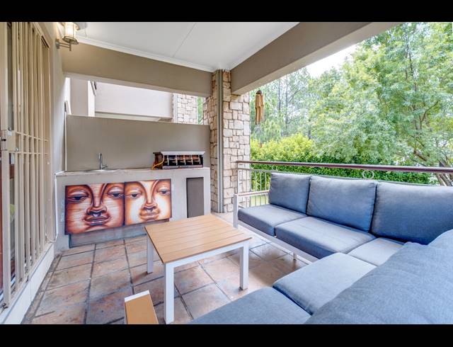 2 BEDROOM APARTMENT FOR SALE IN BEVERLEY